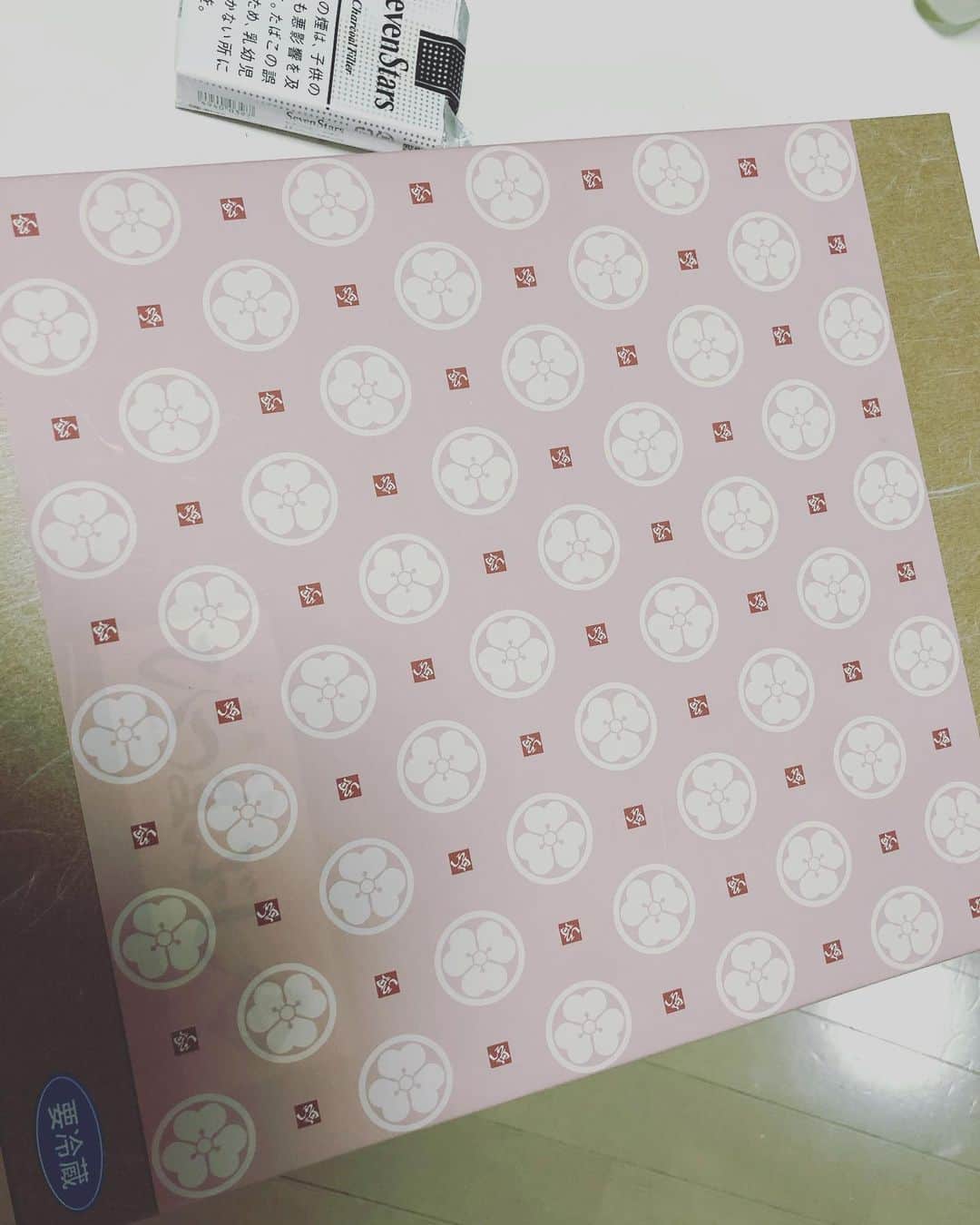 のインスタグラム：「ひつまぶし😁😁😁名古屋のヤッチさんからオザワーイーツで‼️ 兄ィ感謝 #小沢仁志」