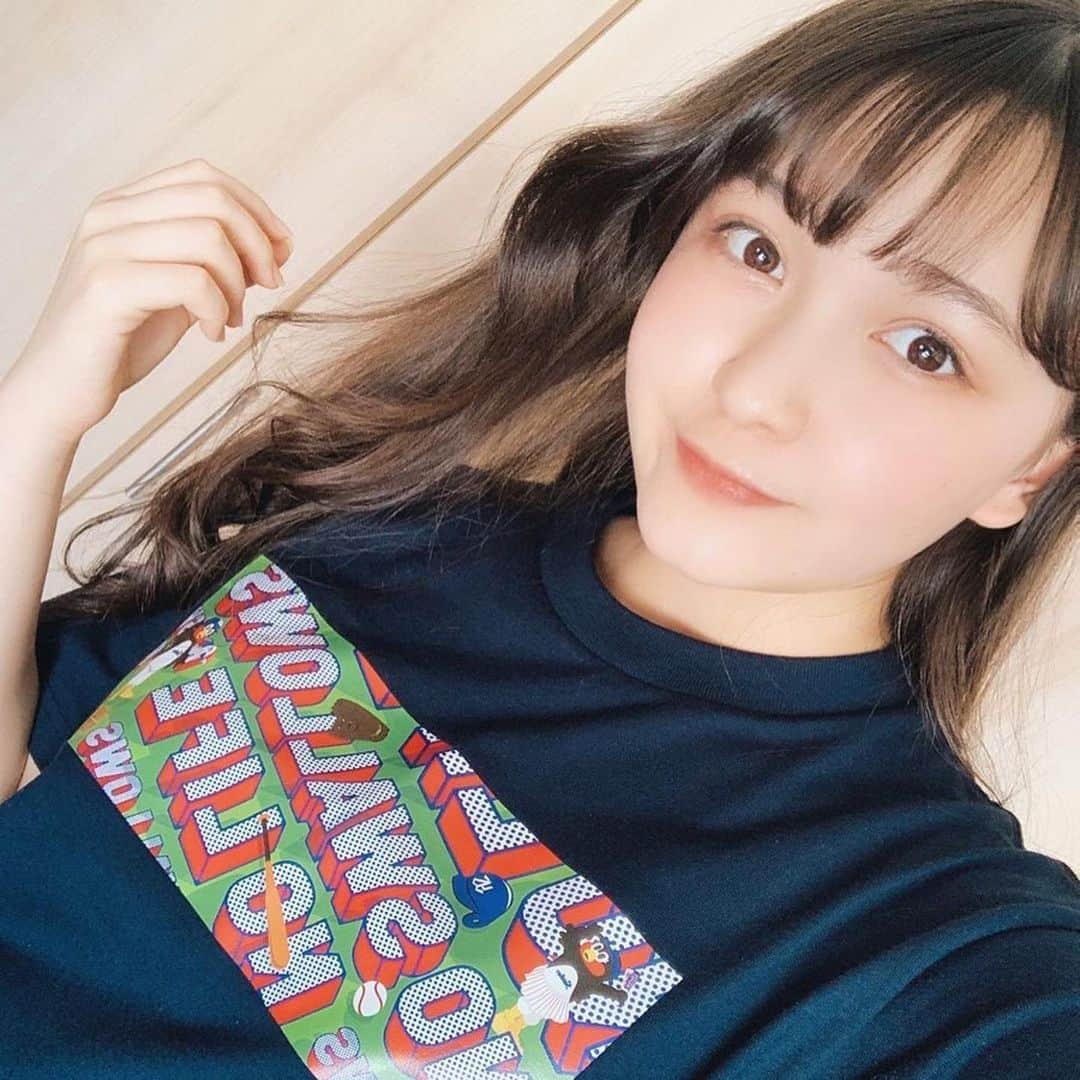 インスタ野球女子【公式アカウント】さんのインスタグラム写真 - (インスタ野球女子【公式アカウント】Instagram)「✩* ・ 今回は#スワローズ女子 をご紹介していきます♡* ・ とっても美人さんですね💚 ・ @riana_saijima さんのアカウントも是非覗いてみてください✨* ・ インスタ野球女子ではプロ野球を観戦、応援している女性の方をRepostでご紹介させていただいています⚾* ・ みなさんも「#インスタ野球女子」をつけて投稿しよう！ 素敵な野球仲間が見つかるかも、、🙋！* ・ 素敵な投稿はリポストさせていただきます😘* ・ 次回もお楽しみに～～👋👋 ・ #スワローズ#ヤクルトスワローズ #スワローズ女子#つばめ女子 #神宮球場  #野球グッズ#野球観戦#ユニフォーム #可愛い#美人#美女#女の子 #スワローズファンと繋がりたい #野球好きな人と繋がりたい #タワーレコード #nomusicnolife  #nobaseballnolife」5月17日 14時42分 - baseball_girl_89