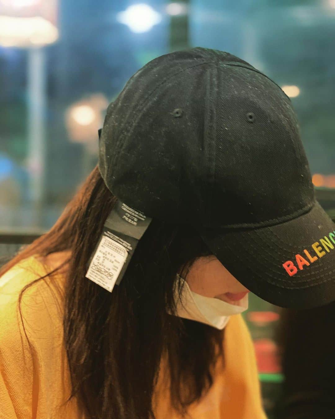 カン・イェウォンのインスタグラム：「😷 숨한번쉬고 😷 📸💛」