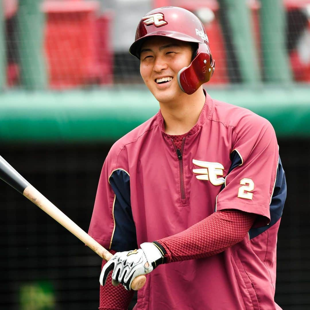 東北楽天ゴールデンイーグルスさんのインスタグラム写真 - (東北楽天ゴールデンイーグルスInstagram)「⚾ 野球ができる喜びを噛みしめながら 毎日明るく元気よく笑顔が絶えません😆 自主練習の写真はバイバーとイープレでご覧ください📸 #rakuteneagles #NOWorNEVERいまこそ #日本一の東北へ  #涌井秀章  #太田光  #渡邊佳明 #写真もイープレで」5月17日 17時03分 - rakuten_eagles