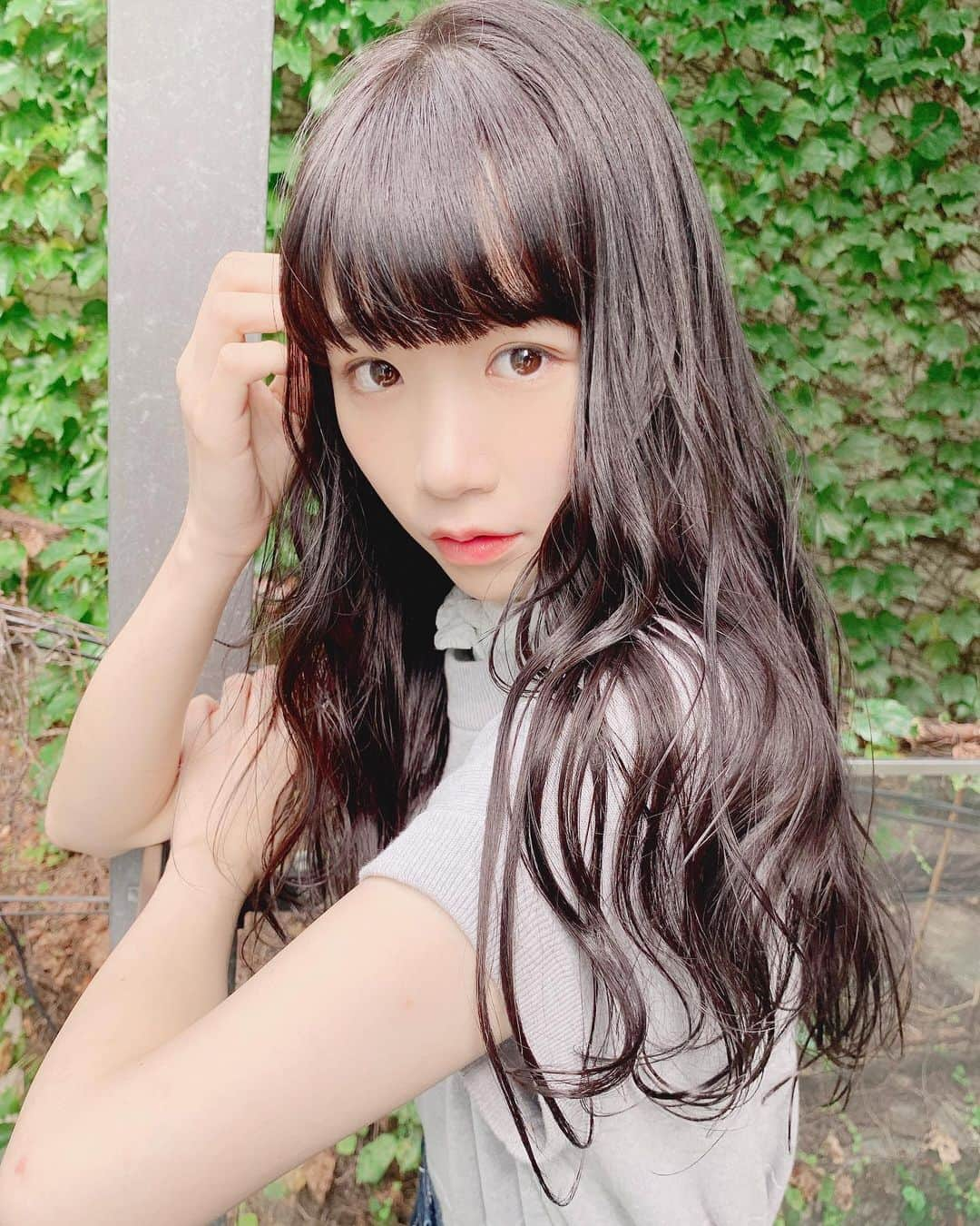 堂本千晴さんのインスタグラム写真 - (堂本千晴Instagram)「2019年8月頃。 ナチュラルな感じが良くて染めてもらった💓 アバウトな注文でも可愛く染めてくれるから天才なのだ！！ . もうすぐフォロワー4000人らしいので早めにフォローして古参になろう✨ . . . #いまりある  #ラブストーリーから生まれるヘアメイク #ロメ #ヘアアレンジ  #サロンモデル #サロモ #サロモ募集中 #アイドルヲタク  #ローリエプレス #ローリエガールズ #かわ育 #かわ育旅行 #bis_web #mery #lomé  #color #hair #hairmodel #hairarrange」5月17日 17時26分 - maria_misato_1109