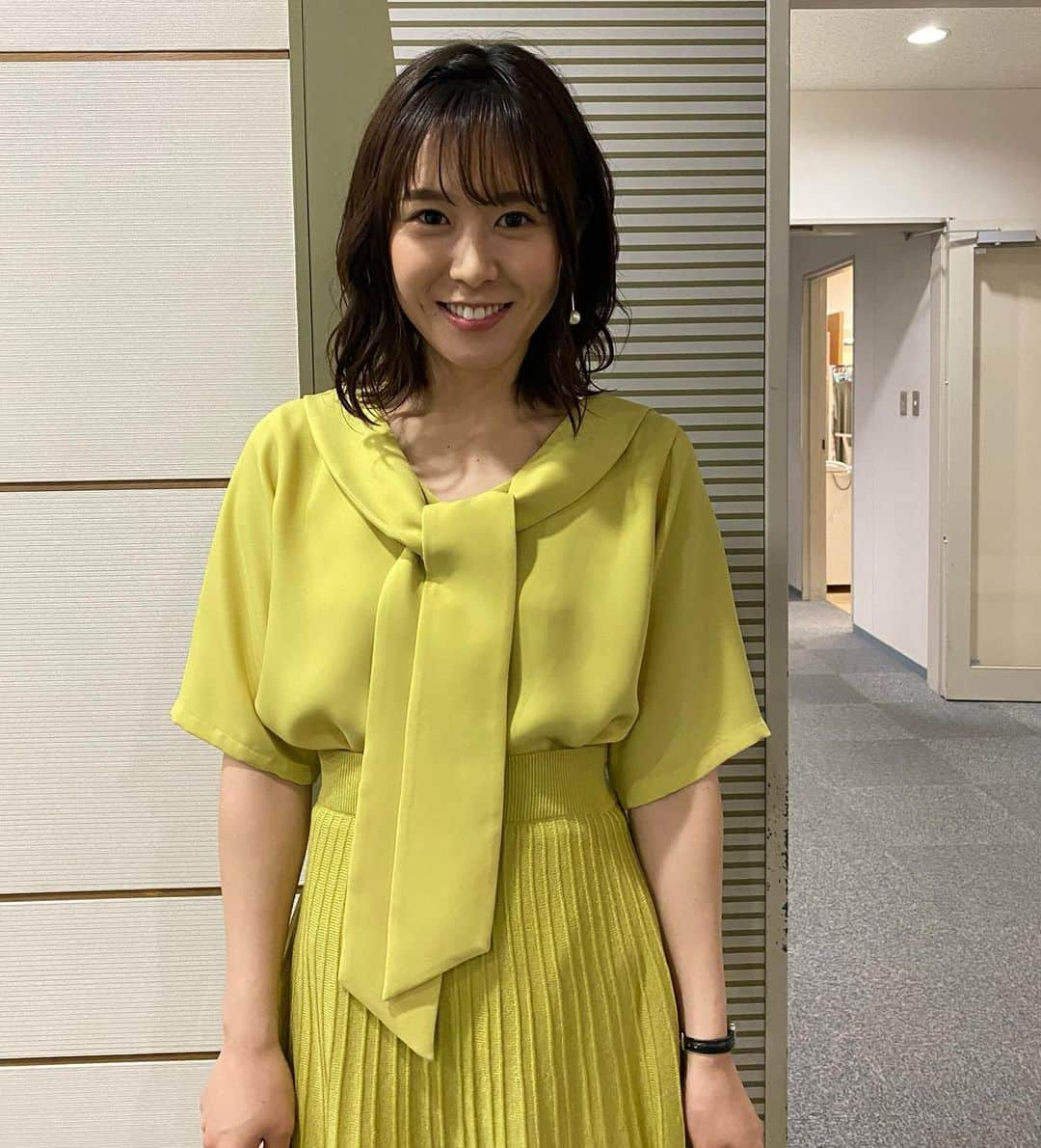 加藤愛さんのインスタグラム写真 - (加藤愛Instagram)「. 榊原アナ「芋ようかんみたいだね」って🤣 本人は褒めてるらしいです(笑) 黄色の可愛い衣装でした✨ #サンデードラゴンズ#加藤愛」5月17日 17時29分 - kitkatoai