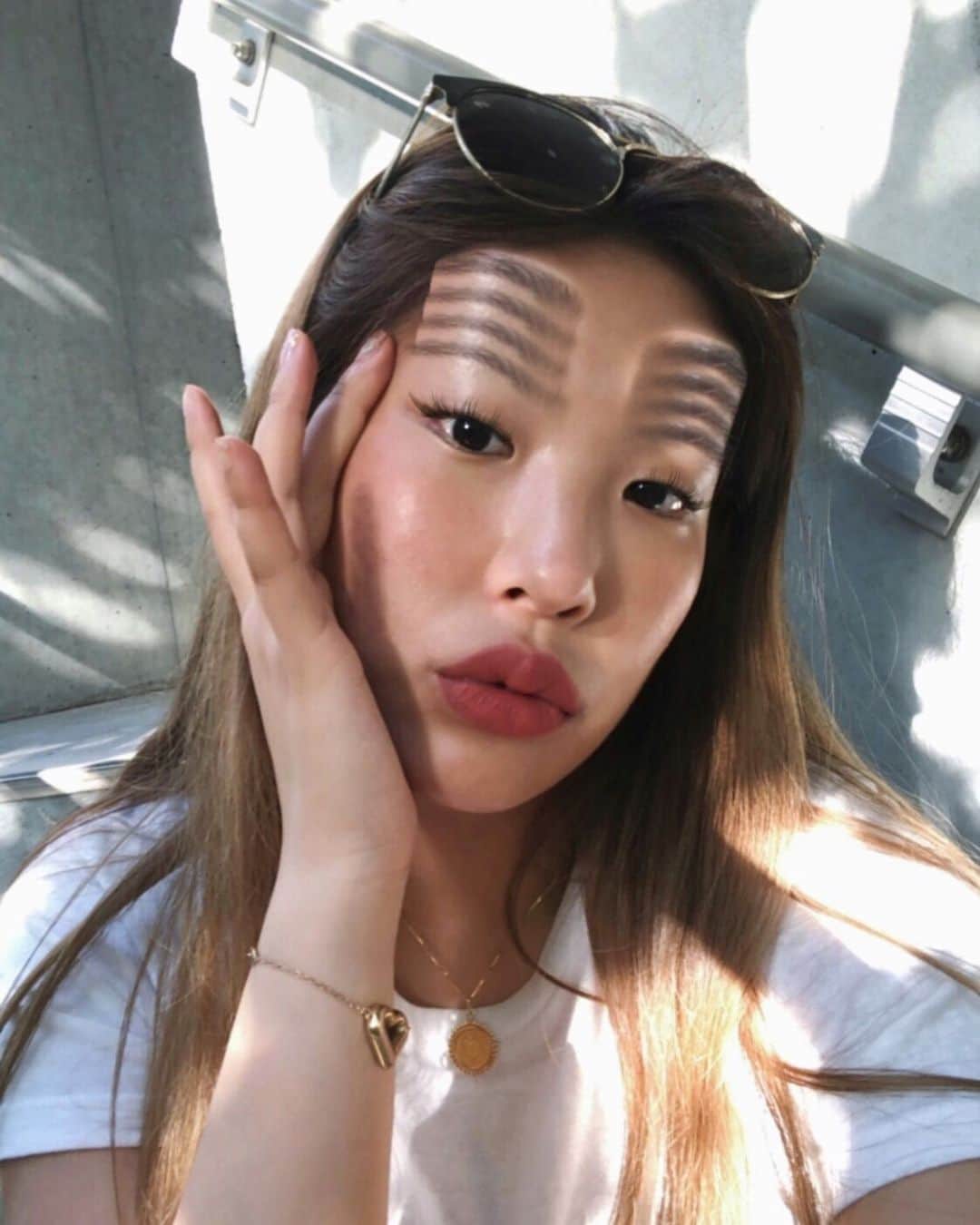 のインスタグラム：「え〜おすすめのミステリー小説を教えてくれたら嬉しい😊笑」