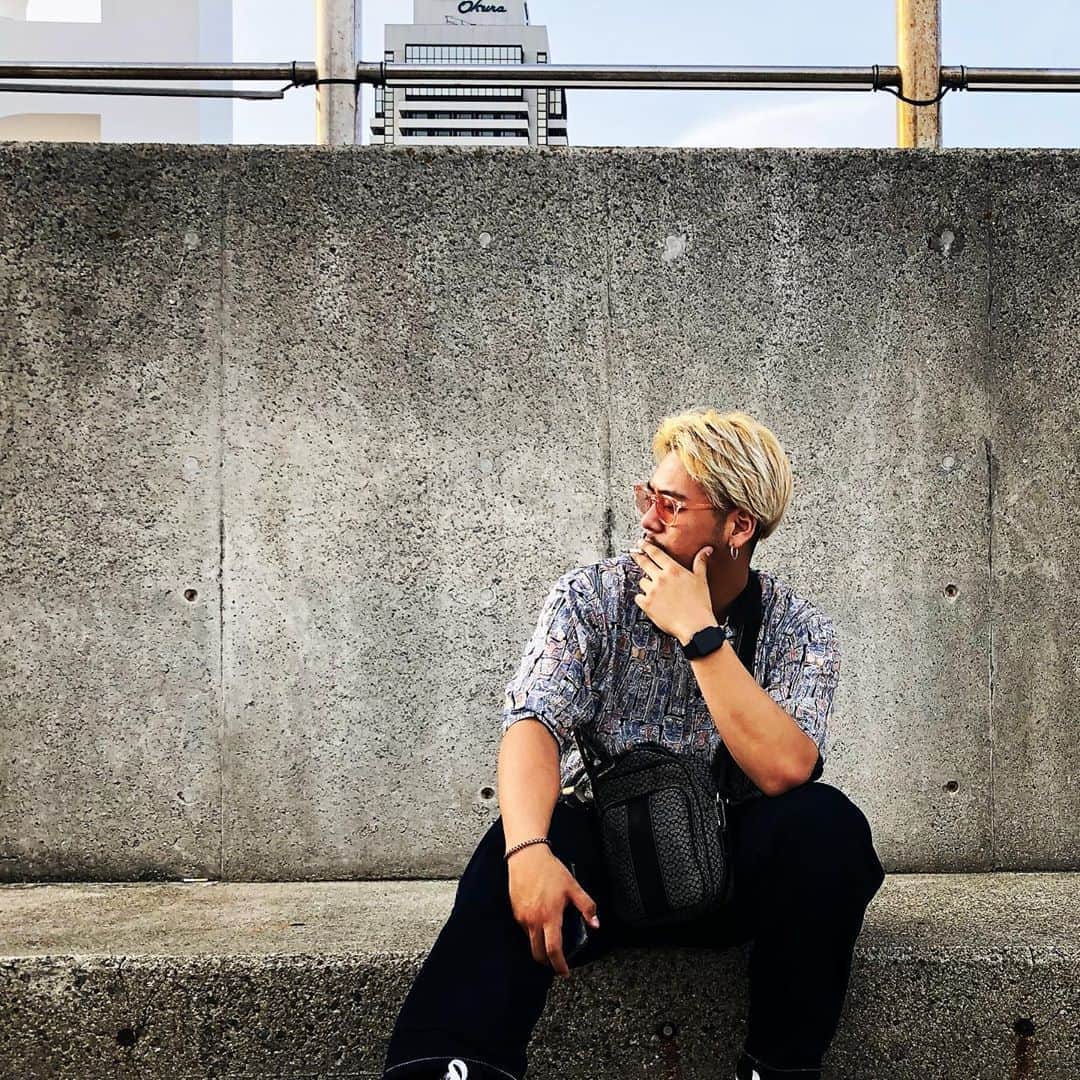西村涼太郎のインスタグラム：「#lfl #fff #lff #flf #instagood #instagram #boy #man #picture #shot #fashion #kicks #sneaker #sneakers #japan #japanese #asia #asian #asianboy #good #instafashion #今日好き #今日好きになりました #もう好き #今日好き部 #今日好きアワード #osaka #kobe  #applewatch #apple」