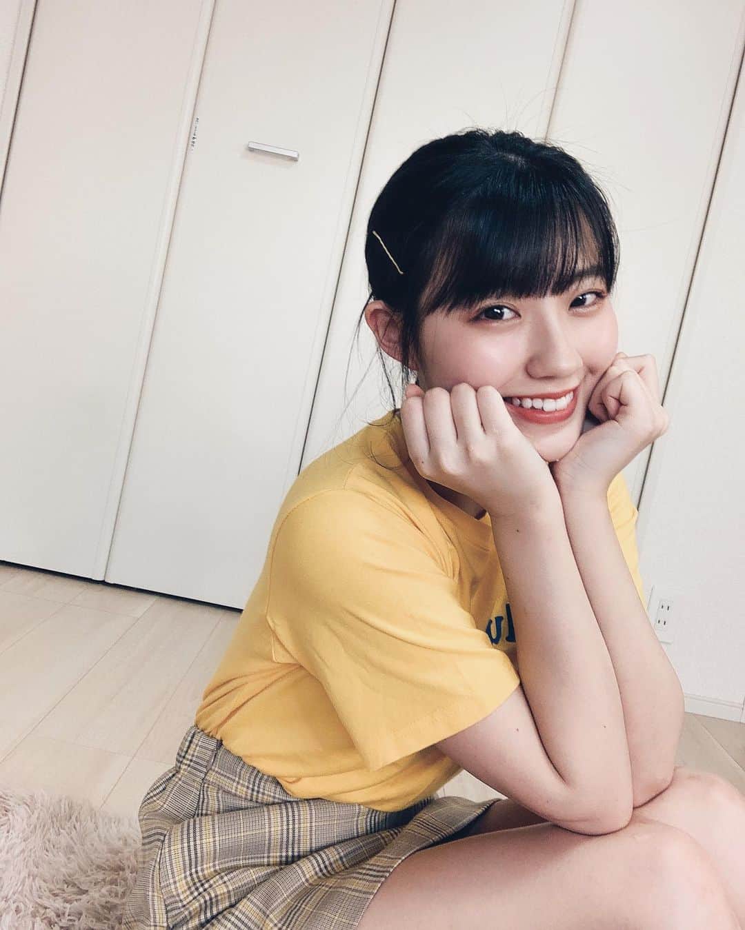 仲本愛美さんのインスタグラム写真 - (仲本愛美Instagram)「黄色似合うって言われたから＾＾ 単純です。」5月17日 18時06分 - manamana_kimono