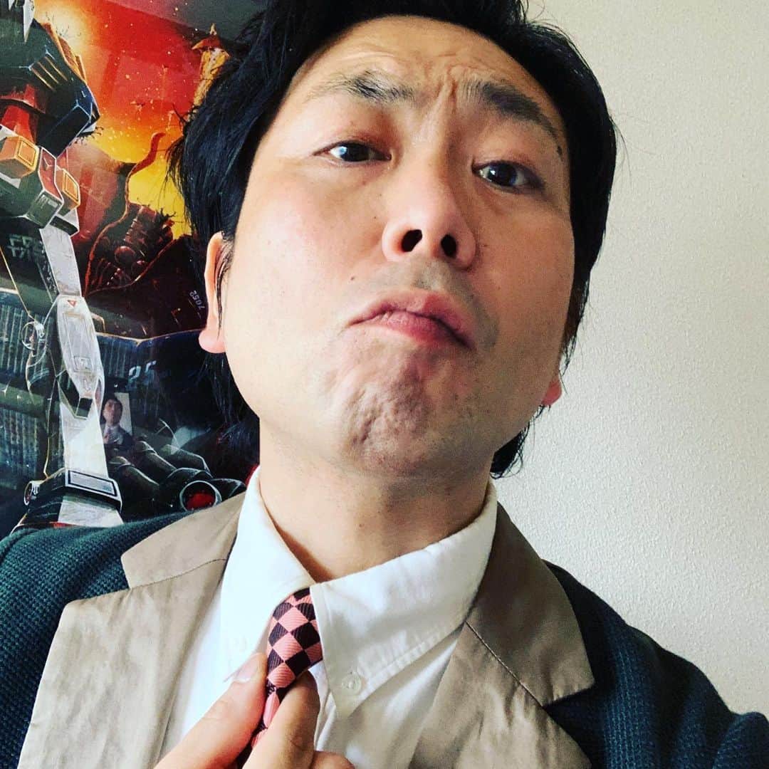 阿部浩貴のインスタグラム：「【本日のお仕事】 セルフインタビューのお仕事が入ってます。語ります。 #4になります。 #1〜#3はYouTubeアップダウンチャンネルをご覧ください。 【セルフインタビュー】 https://www.youtube.com/playlist?list=PL1_hzbsew-HkBMn9Y1-Fk-4Z2zoKNLWj_」