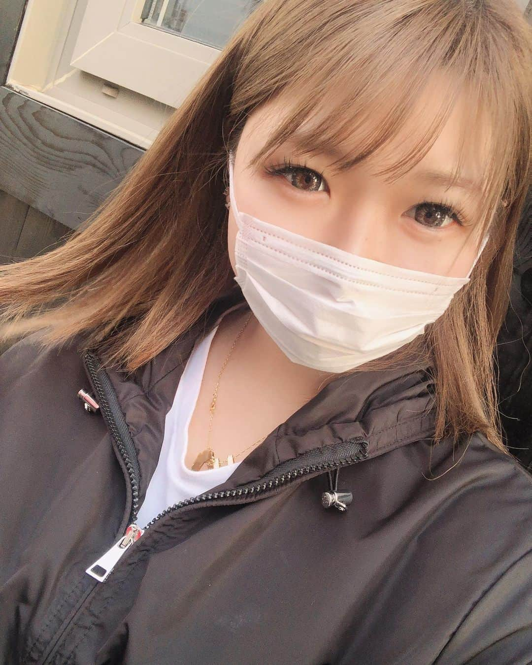 ちゃんのあさんのインスタグラム写真 - (ちゃんのあInstagram)「日曜日は娘とラーメン屋さんの お手伝い(・∀・) 20:30までいるよおお👋 プレミアは本日お休みです🙇‍♀️ #六本木 #大阪 #中洲 #福岡 #新宿 #ミナミ #仙台 #キャバクラ #シングルマザー #星崎希愛 #シティーグループ #プレミア #キャバ嬢 #シャンパン #お酒 #ナイツネット #ポケパラ #ポケパラ北海道」5月17日 18時21分 - noa.723_noble