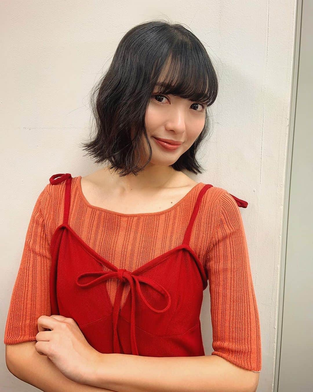 北原里英さんのインスタグラム写真 - (北原里英Instagram)「📺健康カプセル！ゲンキの時間 見ていただいてありがとうございました💊 衣装です🌷 . トップス @wrapinknot_official ワンピース @tsuyoshiyaotokyo_official  スカート @apupil_official 靴 @yelloshoes_official . そして本日22時半〜 日本テレビ📺美食探偵 第6話ゲストです。 ぜひ見てください😌🍎 . . #美食探偵」5月17日 18時32分 - rie_kitahara_3