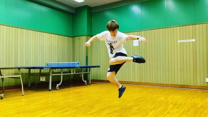 石田太志のインスタグラム：「Footbag video. #footbag #taishiishida #soccer #follow #worldchampion #performance #performer #instagramer #hackysack #video #training #hackysack」