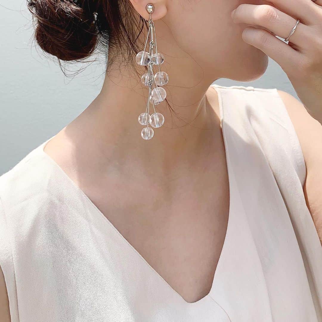 Nagiさんのインスタグラム写真 - (NagiInstagram)「new earring♡ 夏っぽい☺️ . @mili.hana . . . #earrings#earring#accessory#イヤリング#アクセサリー」5月17日 18時44分 - nagina001