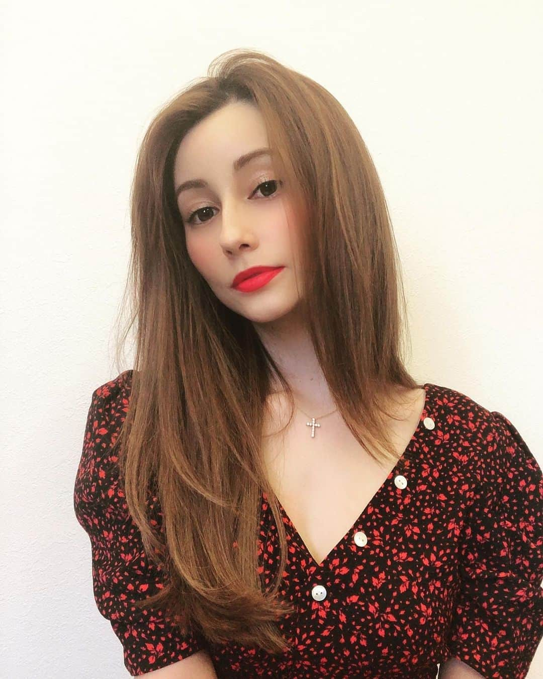 ダレノガレ明美さんのインスタグラム写真 - (ダレノガレ明美Instagram)「久しぶりに赤リップ💄 赤リップ塗るだけでなんか… 気分上がる☺️ アイライナーはCAROME.のブラック マスカラはCAROME.のブラックのロングです✨ @akem.ibeauty あ。ちょっと痩せたかも… あまり気にしないで🥺 体重戻す！！」5月17日 18時37分 - darenogare.akemi