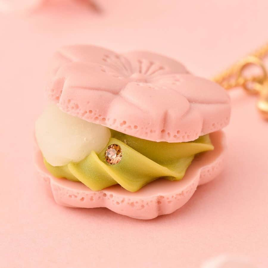 キューポットさんのインスタグラム写真 - (キューポットInstagram)「‪SAKURA Collection is finally back! 🌸﻿ Feel Japanese mood with our monaka✨﻿ ﻿ #qpot #sweet #japanese #wagashi #japanesesweets #monaka #sakura」5月17日 18時51分 - press_qpot_international