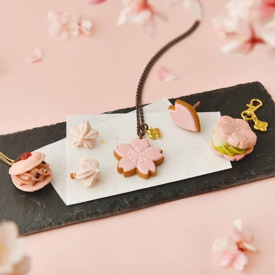 キューポットさんのインスタグラム写真 - (キューポットInstagram)「‪SAKURA Collection is finally back! 🌸﻿ ﻿ ﻿ All made in Japan high quality accessory will bright your days. ✨﻿ #qpot #sweet #japanese #wagashi #japanesesweets #monaka #meringue #sakura #cookies」5月17日 18時51分 - press_qpot_international