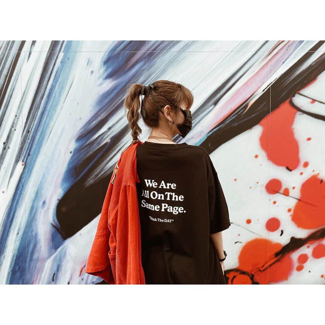 紗栄子さんのインスタグラム写真 - (紗栄子Instagram)「Think The DAY.🌏 チャリティーTシャツ×チェック柄布マスク(Black)XL ¥6,600 #ThinkTheDAY」5月17日 19時08分 - saekoofficial