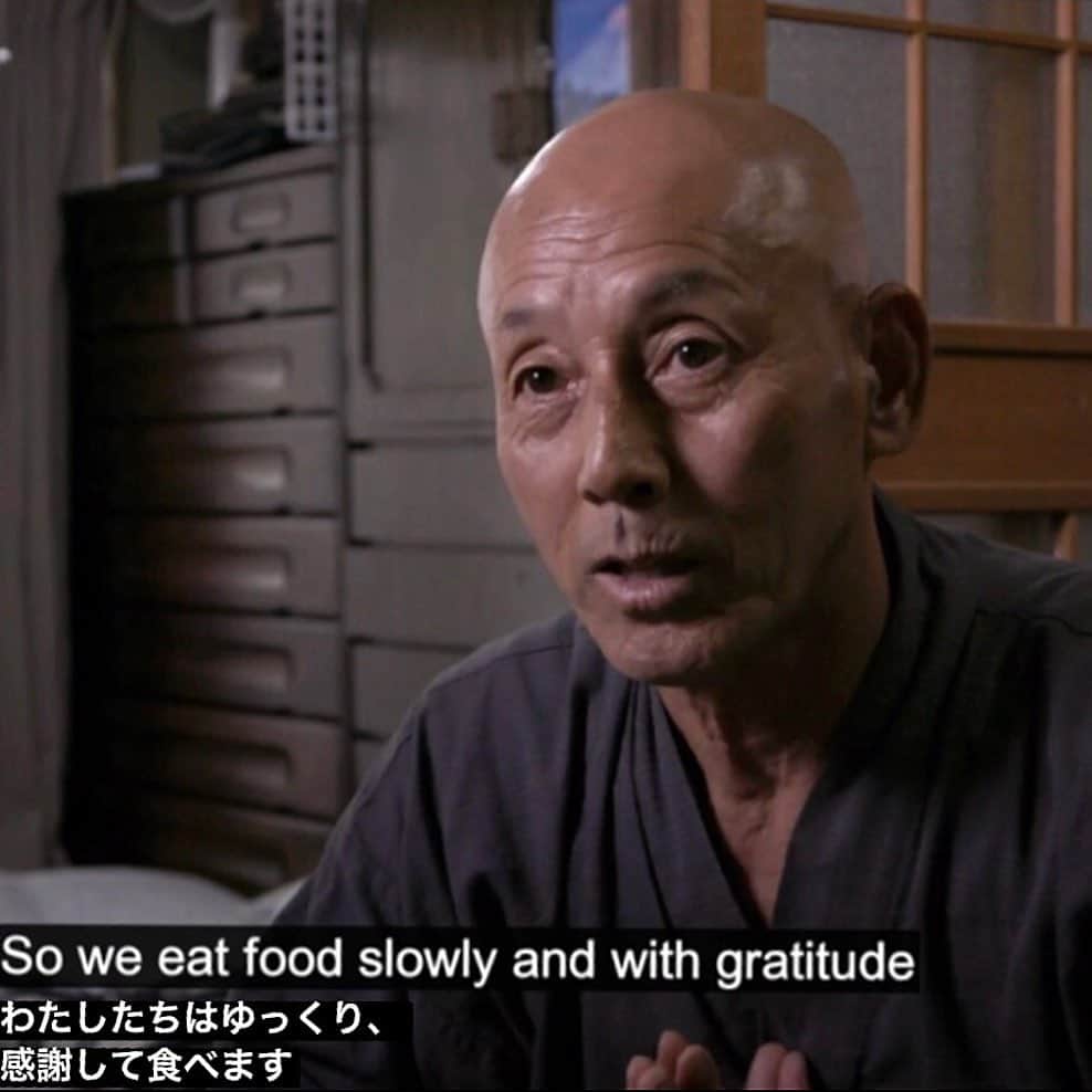 小林尊のインスタグラム：「fastest eater’s father  Happy Birthday, Dad!  父が語る食に求めるスタイル フードファイターの息子への理解をありがとう😅 誕生日おめでとう！」