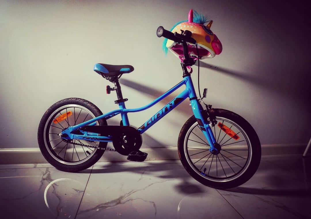 土井雪広のインスタグラム：「My daughter début‼️ #giantbikes #forkids」