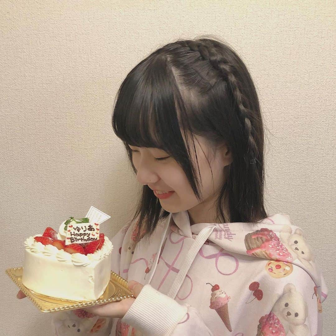 三宅ゆりあさんのインスタグラム写真 - (三宅ゆりあInstagram)「お誕生日ケーキは、かわいいハート型でしたっ！♡♡ #お誕生日ケーキ  #バイカル #baikal  #下鴨  #ハートのショートケーキ  #京都 #kyoto  #nmb48 #teamB2 #ljc #三宅ゆりあ」5月17日 20時55分 - _yuria5.16_