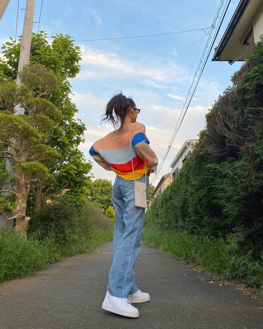 葉月さんのインスタグラム写真 - (葉月Instagram)「💛💚💙❤️ . . @aclent_official のデニム履きやすくてお気に入り👖🌼」5月17日 20時59分 - hzk0207