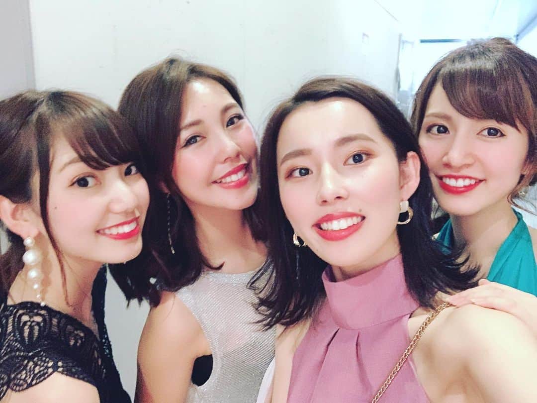 浜田真衣のインスタグラム：「自分が幸溢れる人にになる為には 幸せを感じる幅を広げる必要があって、 その幸せの幅を広げるには そもそも今ある環境で、 存在している幸せに ちゃんと気づかないといけない❁  今日改めて教わったこと❁⃘*.ﾟ  本当にそうだな、と✨  #monaカフェ #浜田真衣 #japanese #dress #instalike #instagood #instafashion」