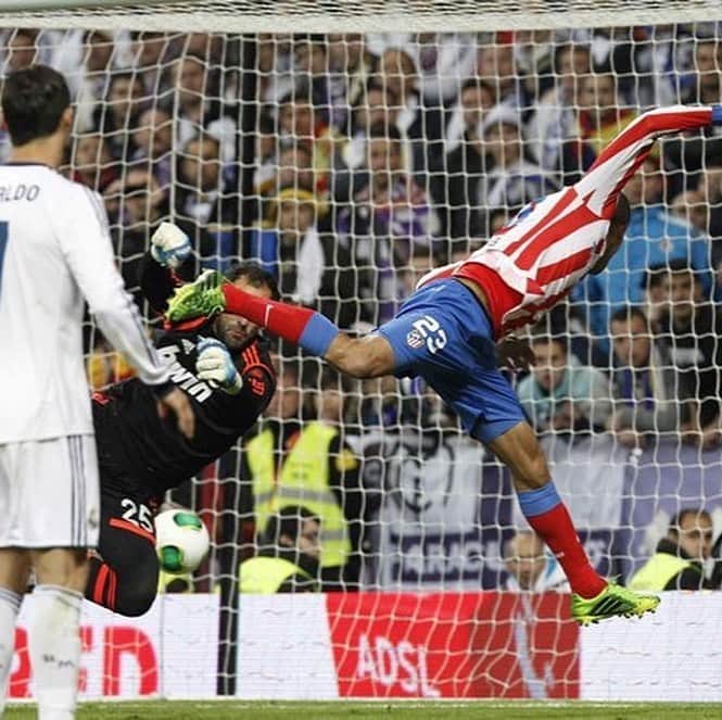 ミランダのインスタグラム：「Momentos inolvidables #aupaatleti」