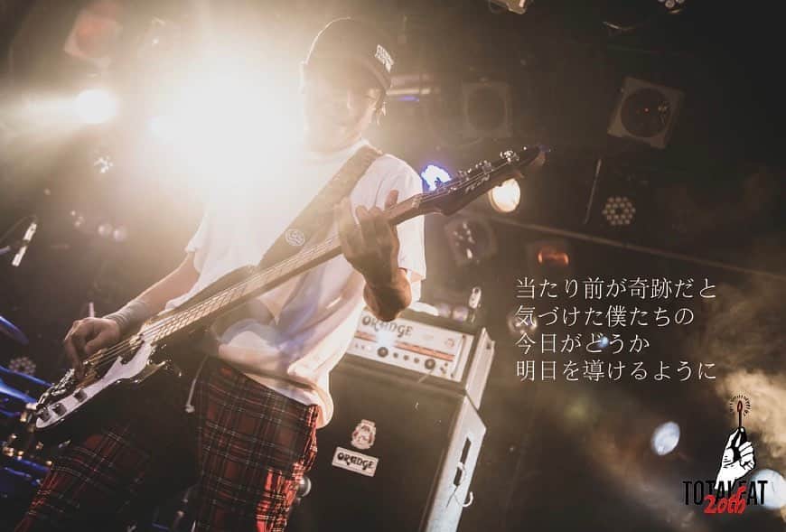 TOTALFATのインスタグラム：「#待ち合わせはライブハウスで #TOTALFAT」