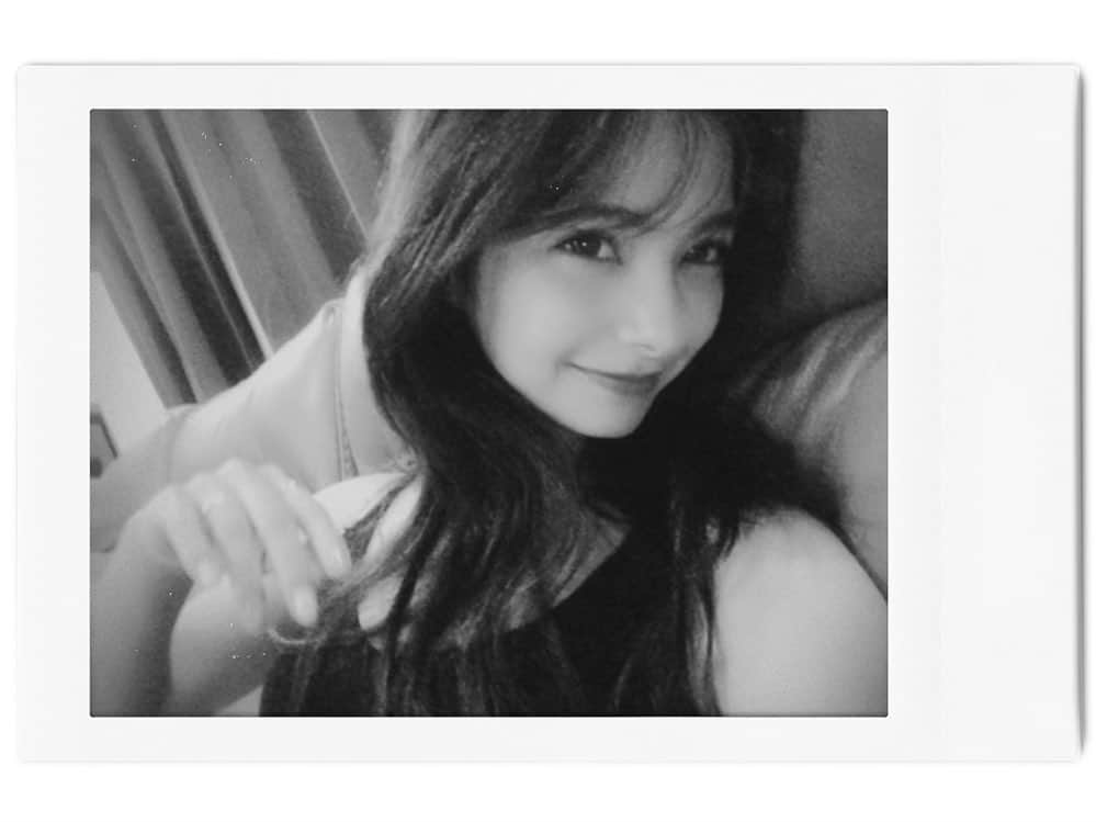HELENAのインスタグラム：「こんばんは！全然投稿してなかったから、夏頃の写真を🐬 会いたい人たちに会えないのがそろそろ本当に辛いな〜、、私の職場付近は今日渋滞もしてたくさんの人が出歩いていて心配になりました😭 明日お仕事お休みになったのでNetflixみるぞ🎬おやすみなさい！ #stayhomestaysafe」