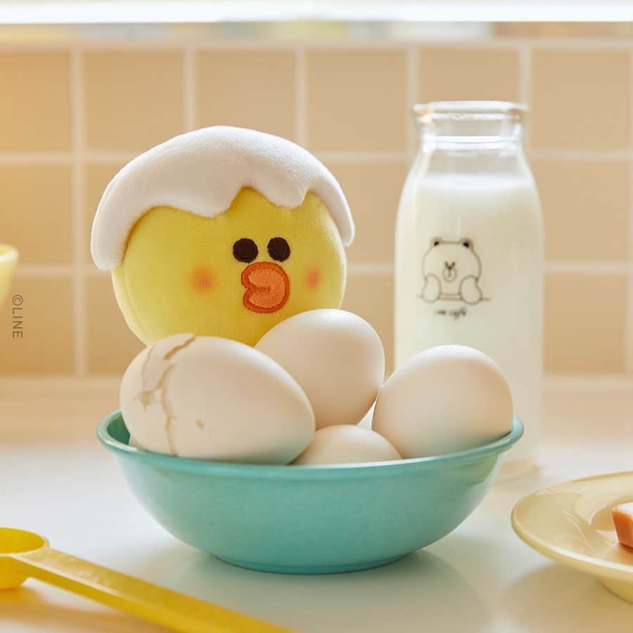 LINE FRIENDSさんのインスタグラム写真 - (LINE FRIENDSInstagram)「Cuties arrive home in MAY. 🤗 Say hello to your coziest roomies! ⠀ MINI BROWN & FRIENDS will brighten your mood at home. ⠀ Hold your breath! 👉Check out the product tag ⠀ #LINEFRIENDS #BROWN #CONY #SALLY #CHOCO #cute #cutie #cutiepie #cuties #newarrivals」5月18日 10時31分 - linefriends