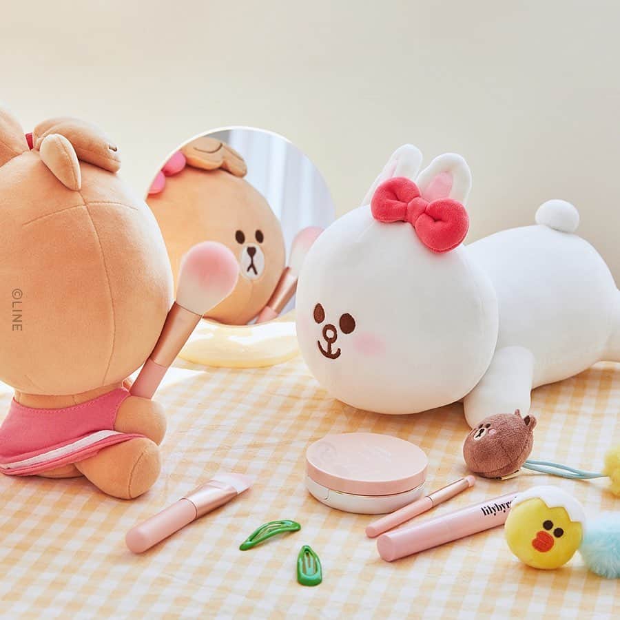 LINE FRIENDSさんのインスタグラム写真 - (LINE FRIENDSInstagram)「Cuties arrive home in MAY. 🤗 Say hello to your coziest roomies! ⠀ MINI BROWN & FRIENDS will brighten your mood at home. ⠀ Hold your breath! 👉Check out the product tag ⠀ #LINEFRIENDS #BROWN #CONY #SALLY #CHOCO #cute #cutie #cutiepie #cuties #newarrivals」5月18日 10時31分 - linefriends
