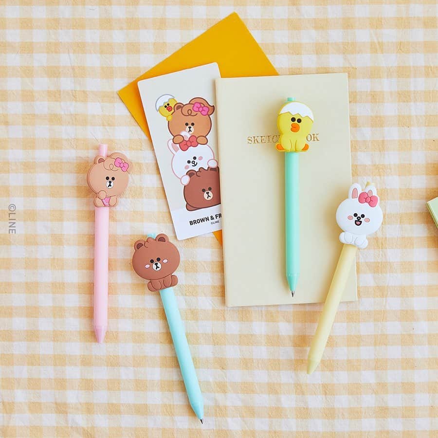 LINE FRIENDSさんのインスタグラム写真 - (LINE FRIENDSInstagram)「Cuties arrive home in MAY. 🤗 Say hello to your coziest roomies! ⠀ MINI BROWN & FRIENDS will brighten your mood at home. ⠀ Hold your breath! 👉Check out the product tag ⠀ #LINEFRIENDS #BROWN #CONY #SALLY #CHOCO #cute #cutie #cutiepie #cuties #newarrivals」5月18日 10時31分 - linefriends
