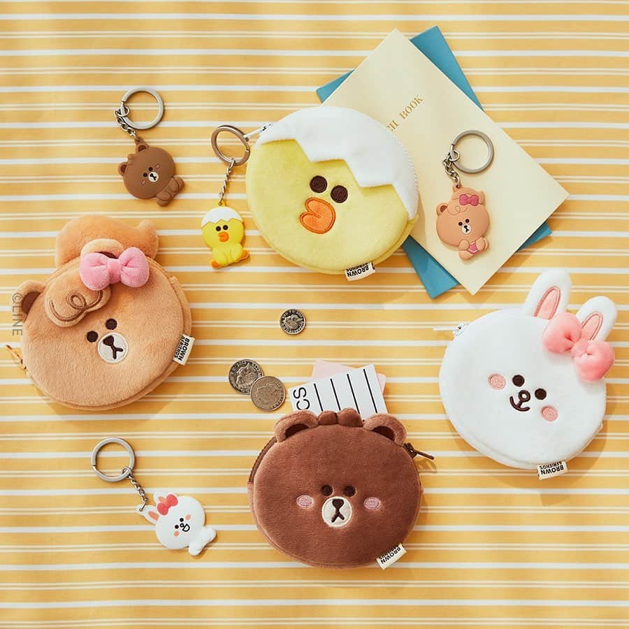 LINE FRIENDSさんのインスタグラム写真 - (LINE FRIENDSInstagram)「Cuties arrive home in MAY. 🤗 Say hello to your coziest roomies! ⠀ MINI BROWN & FRIENDS will brighten your mood at home. ⠀ Hold your breath! 👉Check out the product tag ⠀ #LINEFRIENDS #BROWN #CONY #SALLY #CHOCO #cute #cutie #cutiepie #cuties #newarrivals」5月18日 10時31分 - linefriends