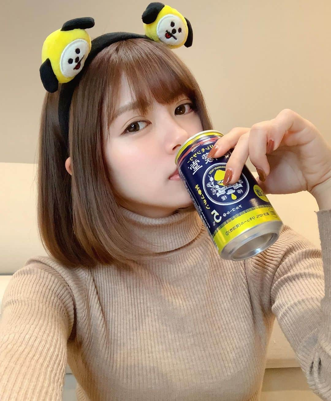 鷹野日南のインスタグラム：「あっこれインスタに載せ忘れてた！ #20歳　#お酒　#お酒好き #だよ　#檸檬堂」