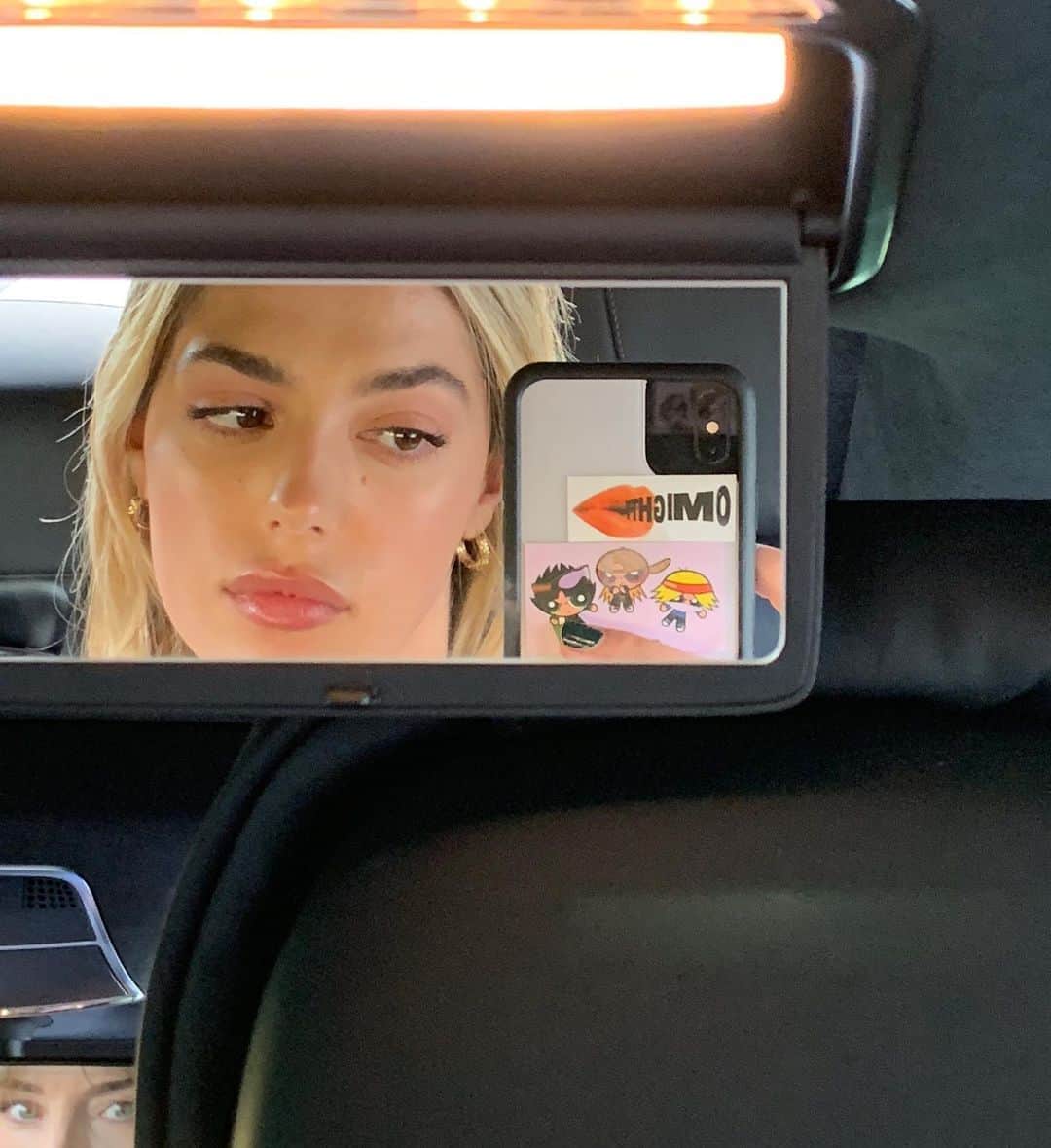 システィーン・スタローンのインスタグラム：「Jen caught me」