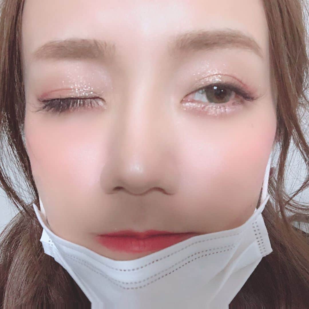 一ノ瀬みくさんのインスタグラム写真 - (一ノ瀬みくInstagram)「#セルフまつエク に挑戦してみました👁  わかりづらいね」5月18日 8時53分 - mikuichinose
