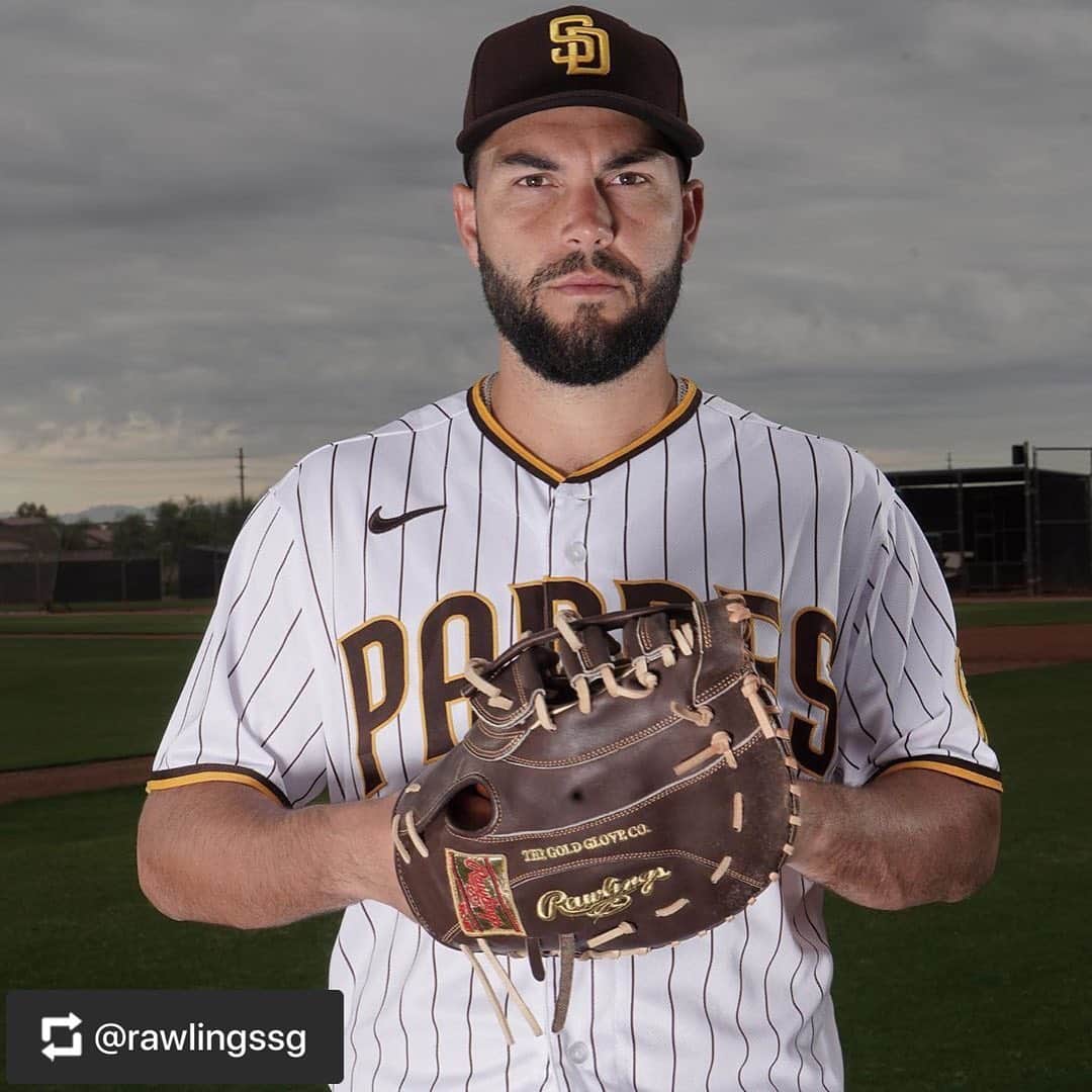 Rawlings Japanさんのインスタグラム写真 - (Rawlings JapanInstagram)「#Repost @rawlingssg with @get_repost ・・・ #RawlingsGloveDay keeps on rolling with the @padres recap! 💯This club is home to "America's Finest City" where superstars like Manny Machado, Tommy Pham, Chris Paddack and Eric Hosmer fit right in.  Check out some of their gamers and more exclusive behind-the-scenes here! 🔥 #TeamRawlings #TheMarkOfAPro #Padres #TheMarkOfAPro #TheMarkOfExcellence #MLB #PadresBaseball #SanDiegoPadres #SandDiegoPadres⚾️ @rawlings_japan_llc」5月18日 8時57分 - rawlings_japan_llc