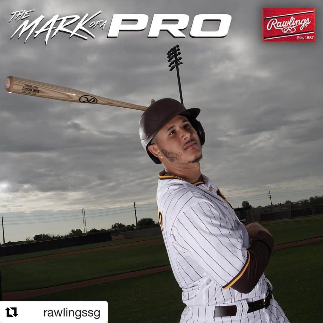 Rawlings Japanさんのインスタグラム写真 - (Rawlings JapanInstagram)「#Repost @rawlingssg with @get_repost ・・・ #RawlingsGloveDay keeps on rolling with the @padres recap! 💯This club is home to "America's Finest City" where superstars like Manny Machado, Tommy Pham, Chris Paddack and Eric Hosmer fit right in.  Check out some of their gamers and more exclusive behind-the-scenes here! 🔥 #TeamRawlings #TheMarkOfAPro #Padres #TheMarkOfAPro #TheMarkOfExcellence #MLB #PadresBaseball #SanDiegoPadres #SandDiegoPadres⚾️ @rawlings_japan_llc」5月18日 8時57分 - rawlings_japan_llc