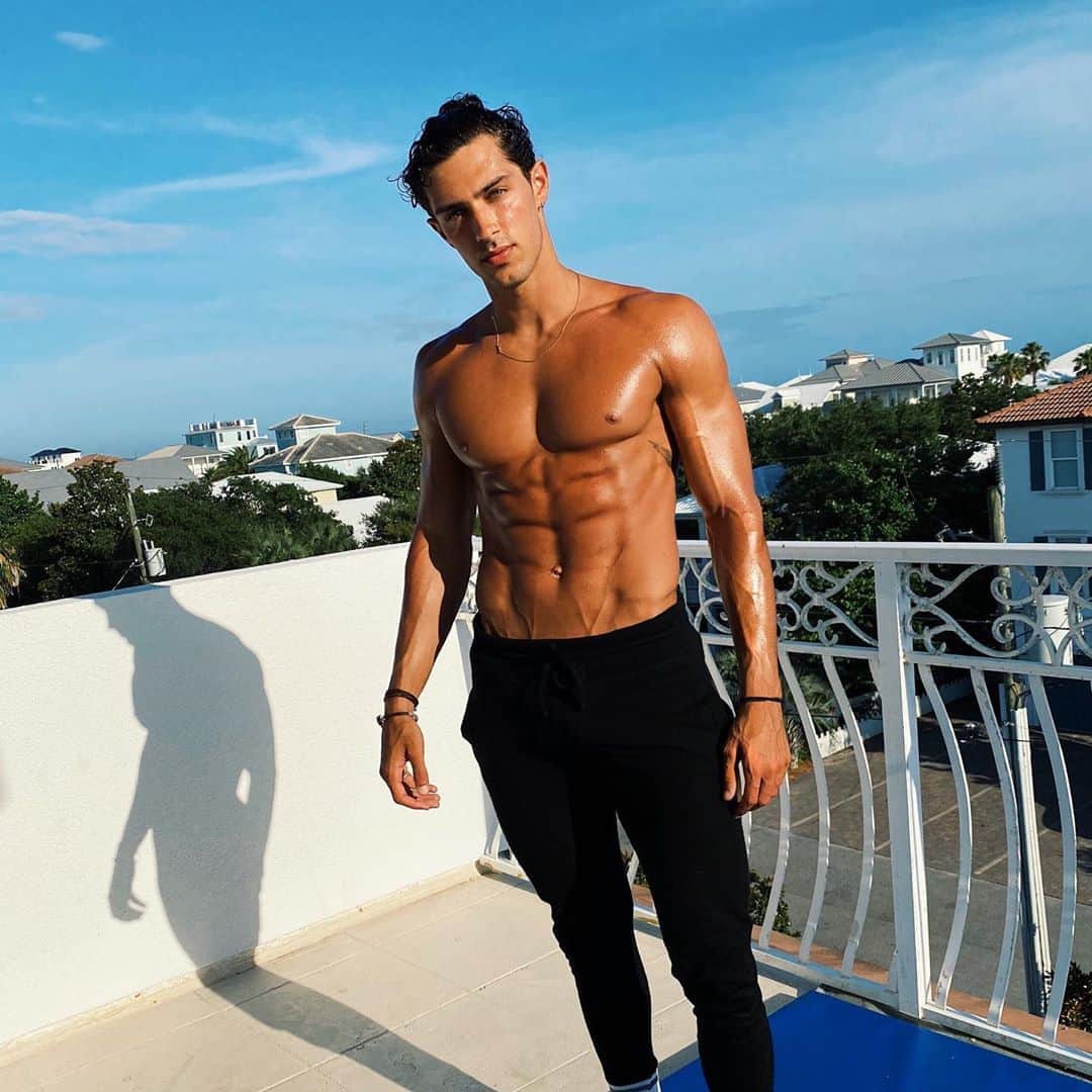 Steven Kellyのインスタグラム：「Sunday session complete ✔️✔️」