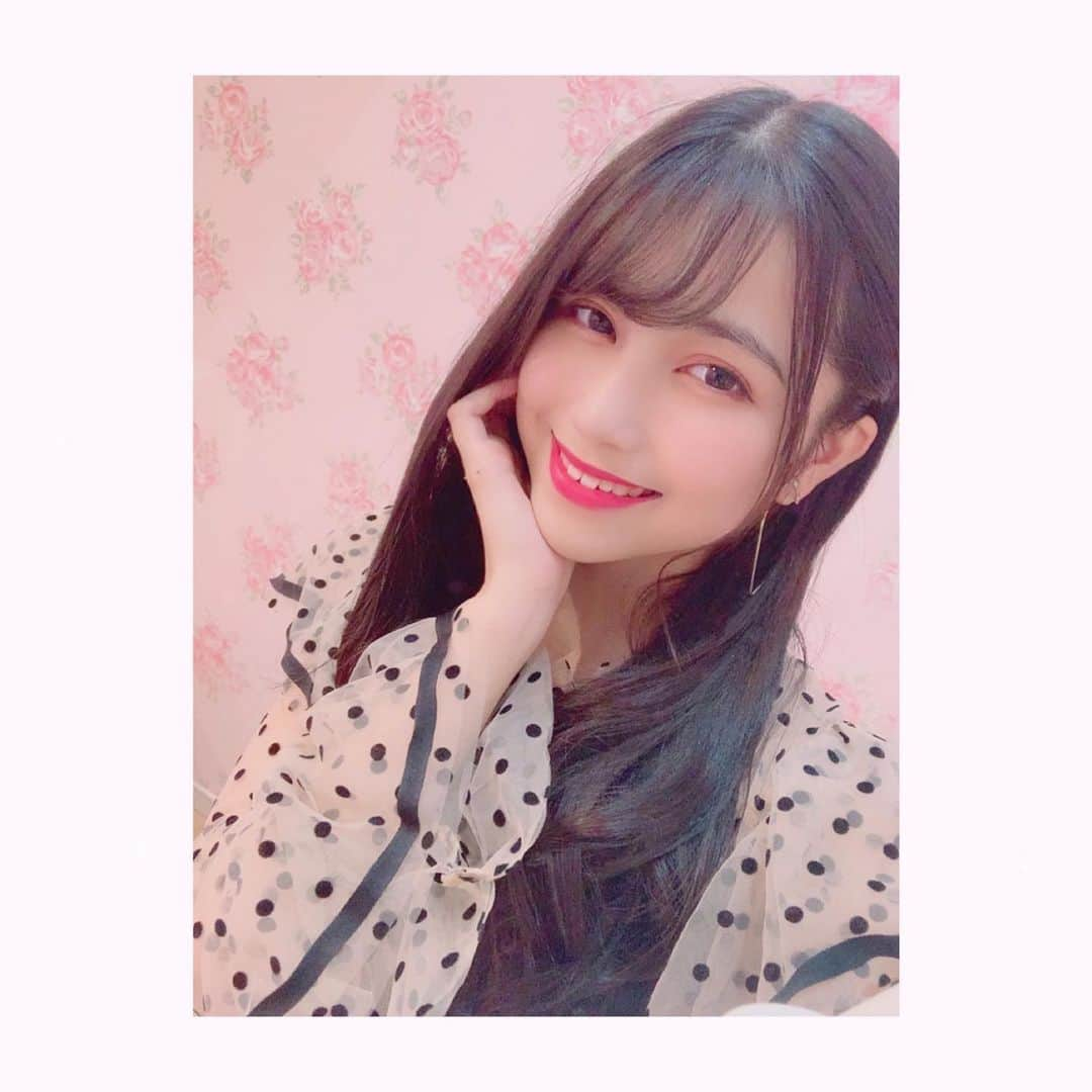 清水梨央さんのインスタグラム写真 - (清水梨央Instagram)「｡* ❤︎… …❤︎*。﻿ ୨୧┈┈┈┈┈┈┈┈┈┈┈┈┈┈┈୨୧﻿ ﻿ ﻿ ﻿ ﻿ ﻿  か わ い い わ ん ぴ ー す ❤︎﻿ ﻿ ୨୧┈┈┈┈┈┈┈┈┈┈┈┈┈┈┈୨୧﻿ #ブラック#かわいい#ピンク加工」5月18日 20時35分 - rio_shimizu