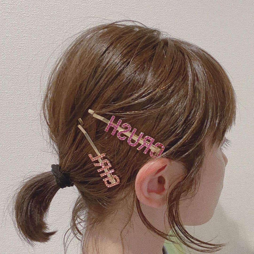 高橋愛さんのインスタグラム写真 - (高橋愛Instagram)「ㅤㅤㅤㅤㅤㅤㅤㅤㅤㅤㅤㅤㅤ ㅤㅤㅤㅤㅤㅤㅤㅤㅤㅤㅤㅤㅤ 断捨離してたら 可愛いピンが 出てきました❤️ ㅤㅤㅤㅤㅤㅤㅤㅤㅤㅤㅤㅤㅤ 髪の毛も いい感じだ！」5月18日 13時39分 - i_am_takahashi