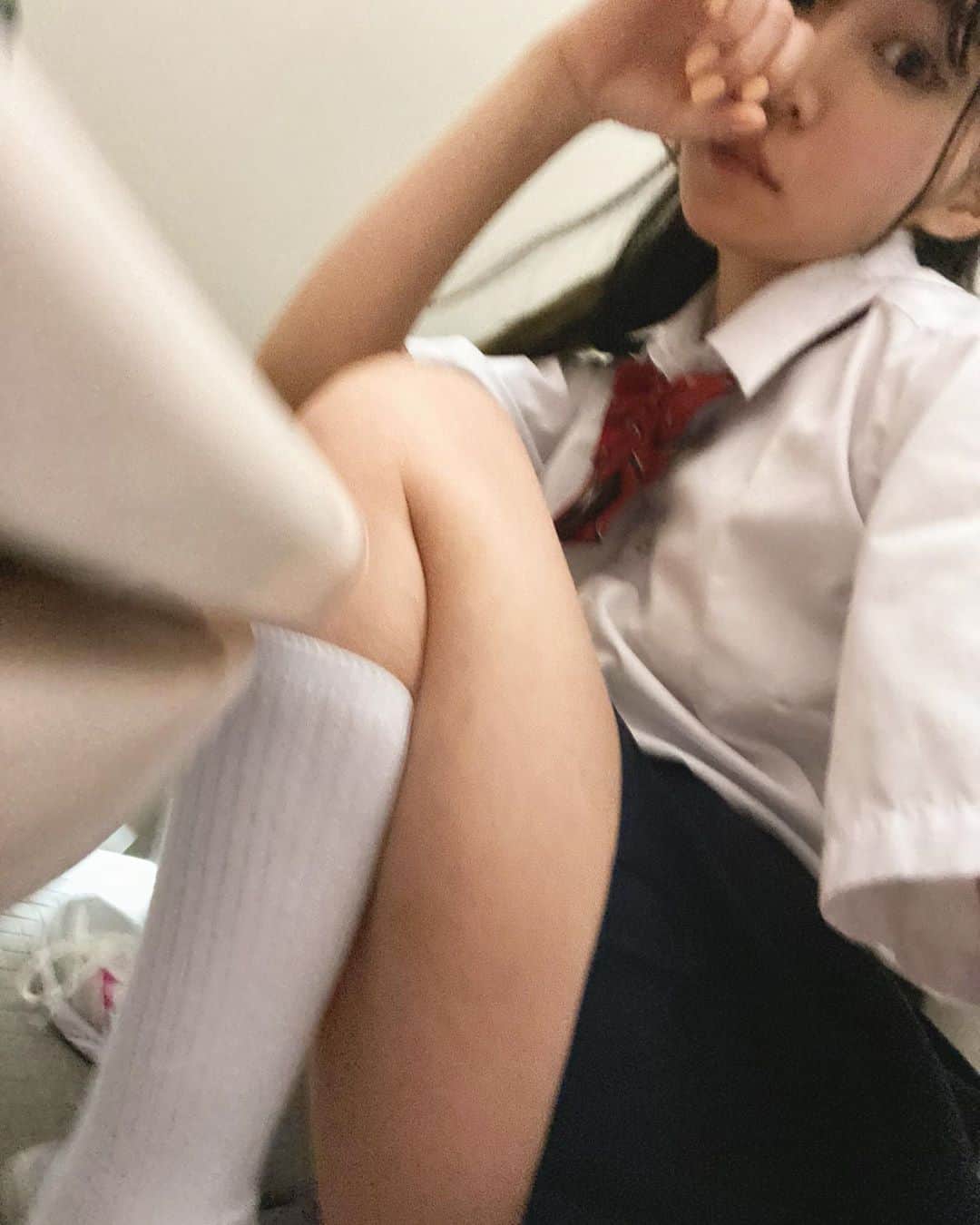 DJ mariennuのインスタグラム：「Ditch JK🚽🏃‍♀️💨✏️📔👨‍🏫 #制服　#jk #アラサー」