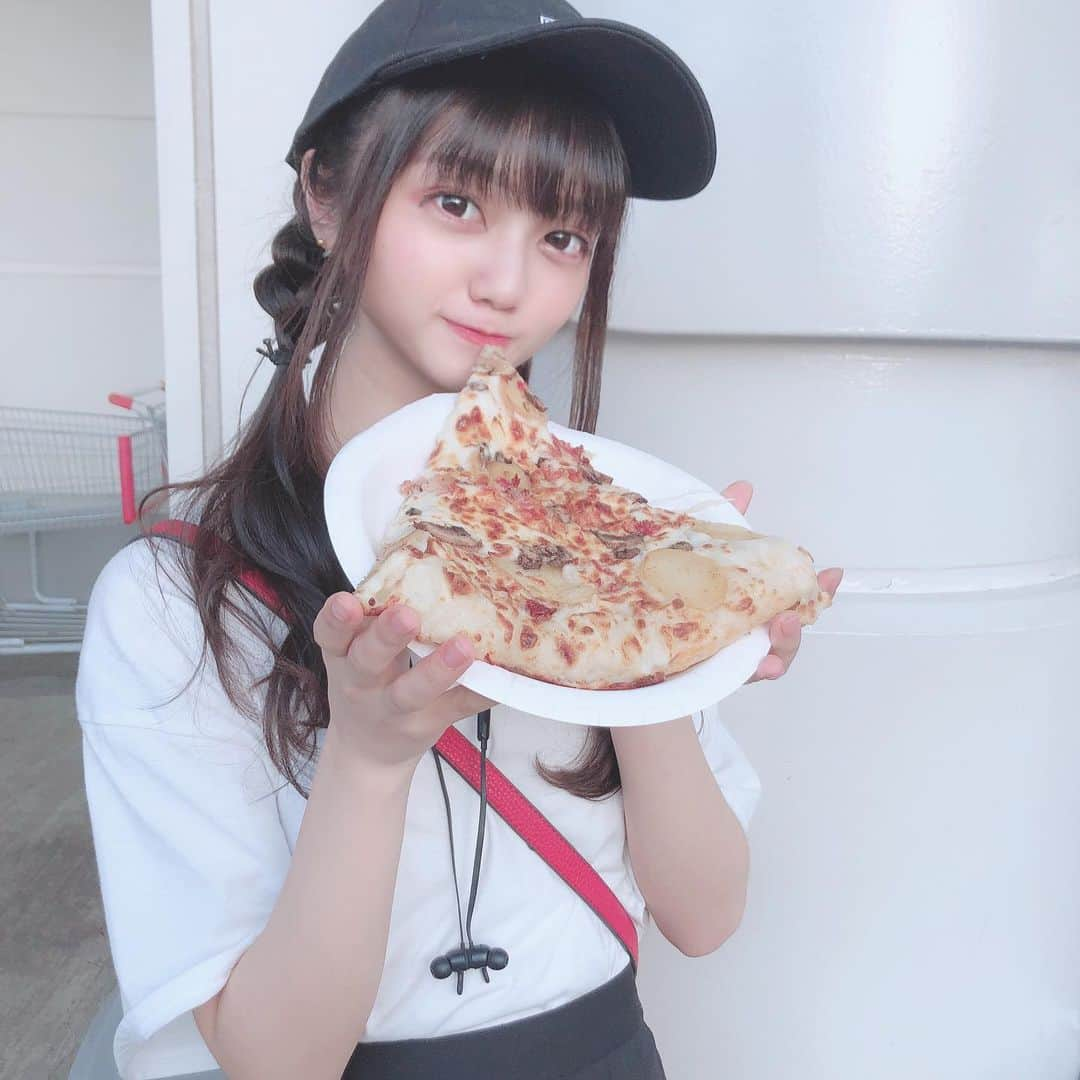 音羽かのん（阿部かれん）のインスタグラム：「ピザ最高🍕 #idol #コストコ大好き #pizza」