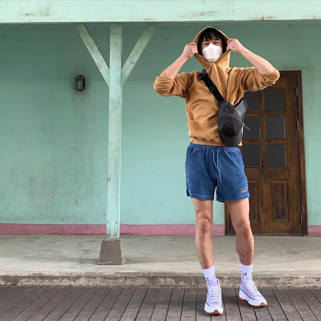 コ・ギョンピョのインスタグラム：「산책2 with @iabstudio」