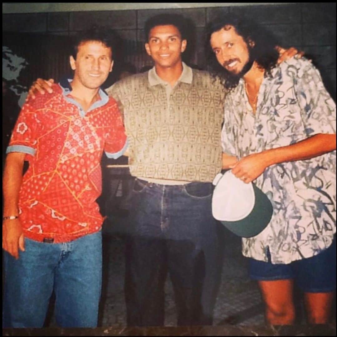 ラモス瑠偉のグルメインスタ