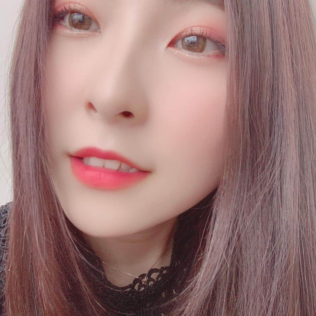 杉山愛佳さんのインスタグラム写真 - (杉山愛佳Instagram)「･ ･ ･ ･ #pinkhair #pinkmakeup #pink #haircolor  #makeup」5月18日 15時11分 - sugiyama_aika