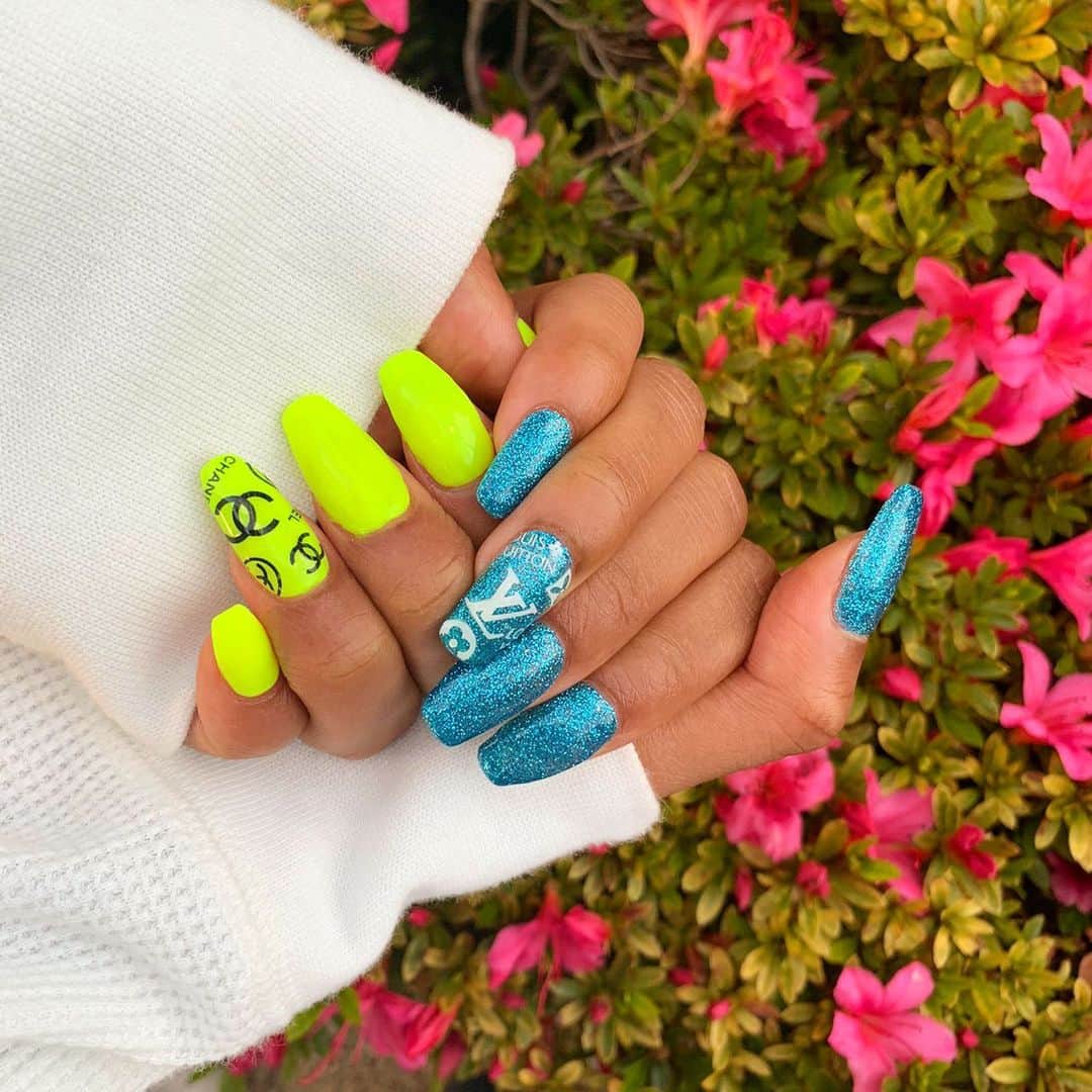 のインスタグラム：「#newnails💅」