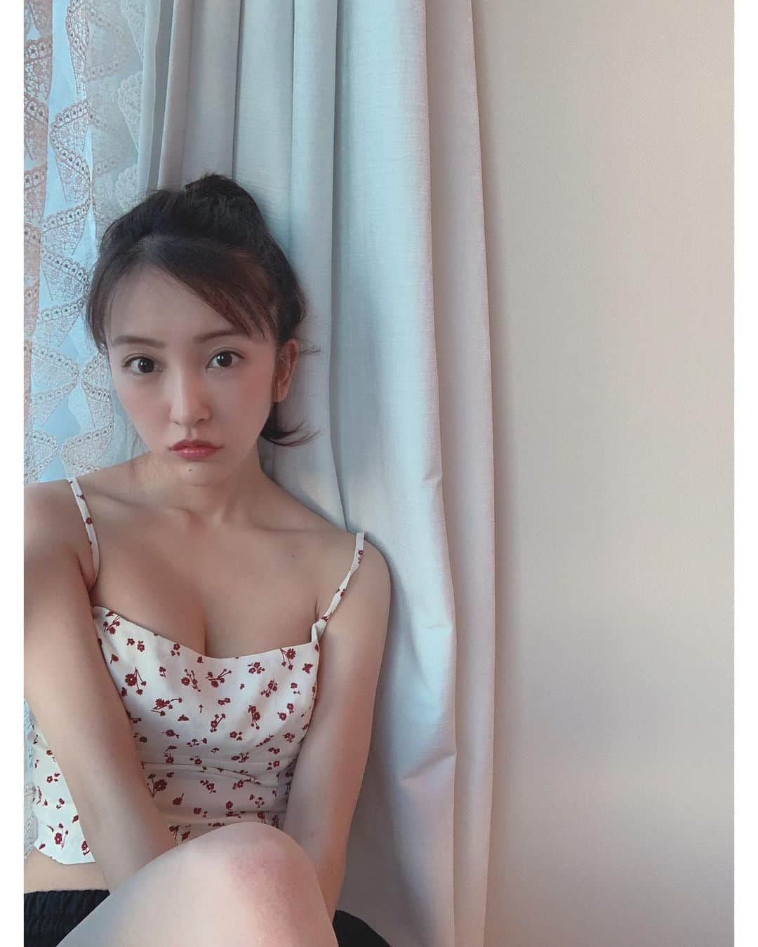 板野友美さんのインスタグラム写真 - (板野友美Instagram)「I can’t wait for summer🍦‬❤ #友Style」5月18日 17時51分 - tomo.i_0703