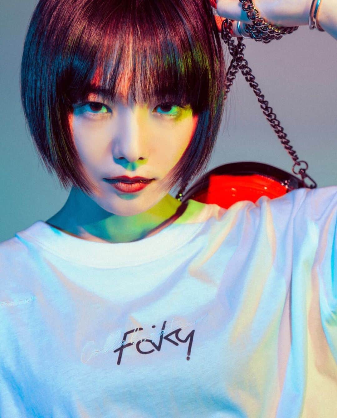 Mikako さんのインスタグラム写真 - (Mikako Instagram)「FAKY × NERDUNIT コラボでロンT作りました👕  今回デザイン監修、ルックのスタイリングしました。 メンバーみんなが最強に着こなしてくれて、FAKYやっぱりすごいです。  みんなでこのロンT着てはやく会えますように。 🤲🏻🤲🏻🤲🏻🤲🏻🤲🏻」5月18日 18時50分 - mikako_faky