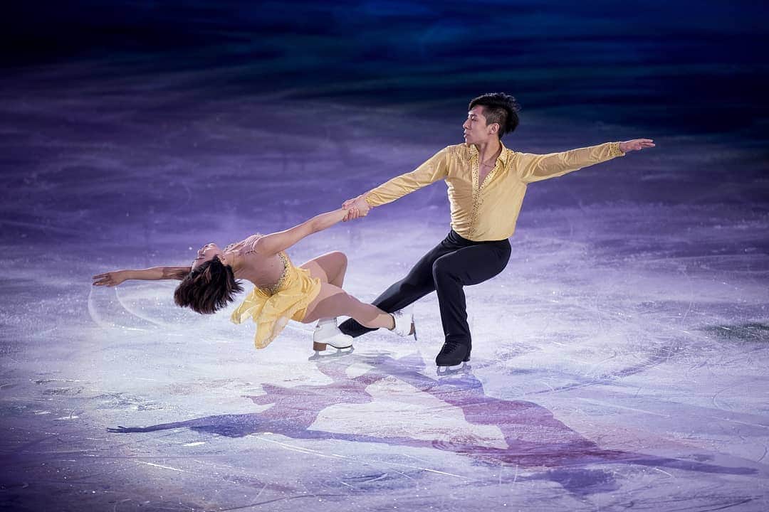 のインスタグラム：「📺 Today on the ISU YouTube channel we will live stream the Exhibition Gala from the ISU World Figure Skating Championships of 2017 from Helsinki! Join us!  Watch now on the ISU YouTube channel 'Skating ISU'! Link in our stories!  #WorldFigure #FigureSkating」
