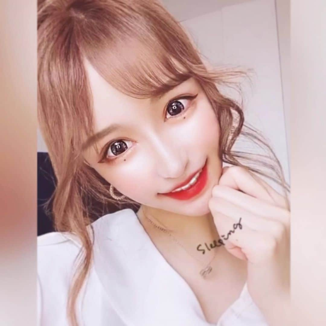 𝑯𝒊𝒏𝒂𝒏𝒐のインスタグラム：「. . TikTokっておもしろい👼🏻 . . . #tiktok#ティックトック #おうち時間#ひとりあそび #ほくろフィルター#お気に入り #オルチャン#ワンホン#チャイボーグ #歌舞伎町#キャバクラ#キャバ嬢 #粉我#时装#漂亮心美的小波#ootd」