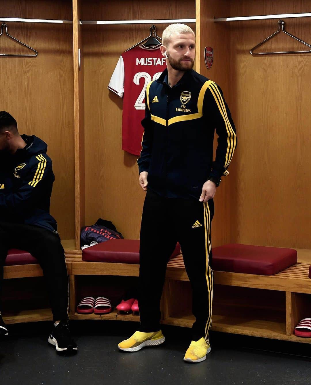 アーセナルFCさんのインスタグラム写真 - (アーセナルFCInstagram)「🔥 SM20 🔥⁠⠀ ⁠⠀ #Arsenal #Mustafi #SM20」5月18日 21時26分 - arsenal