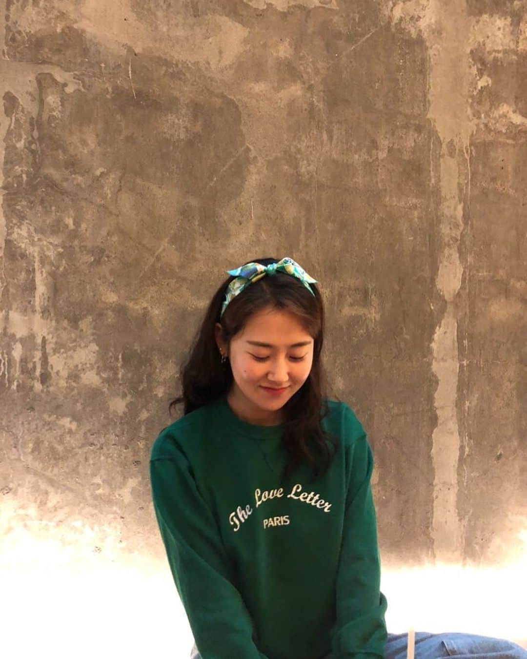 チョン・ジユンのインスタグラム：「예뽀라💚」